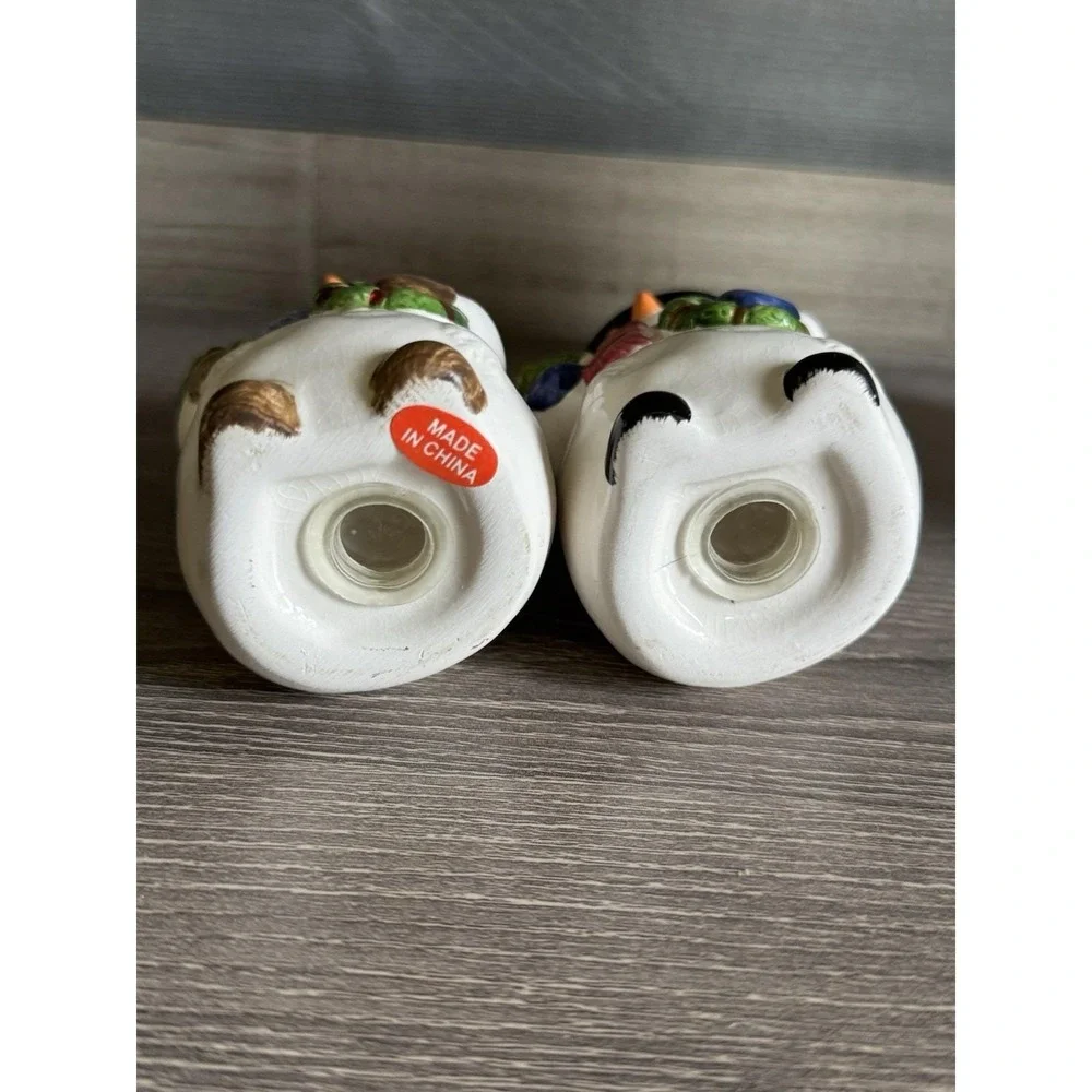 Vintage Snowman Salt Pepper Shakers Ceramic Christmas Holiday Decor Pair 4